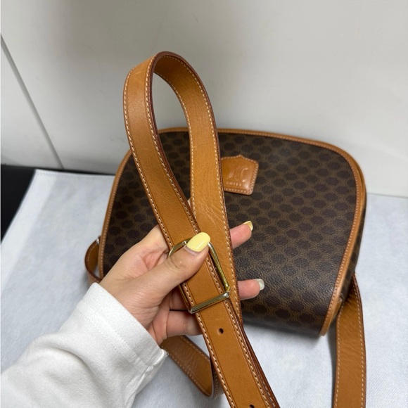 Celine Tan Leather Interior Bag - Picture 14 of 16